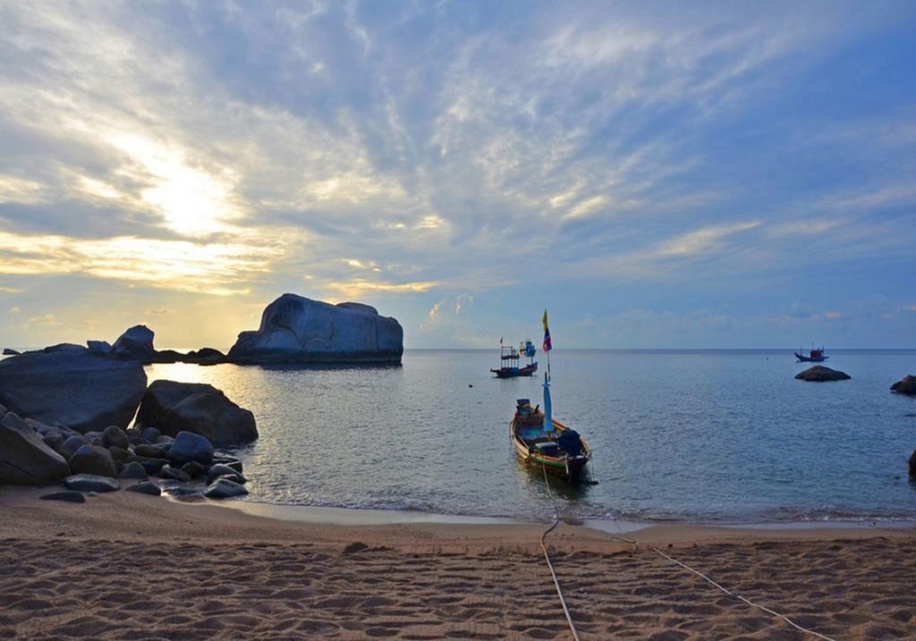 Mountain Reef Beach Resort Koh Tao Exterior photo