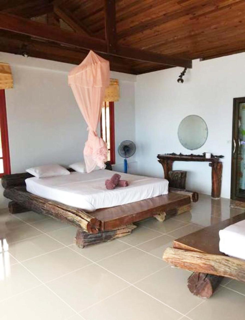 Mountain Reef Beach Resort Koh Tao Exterior photo