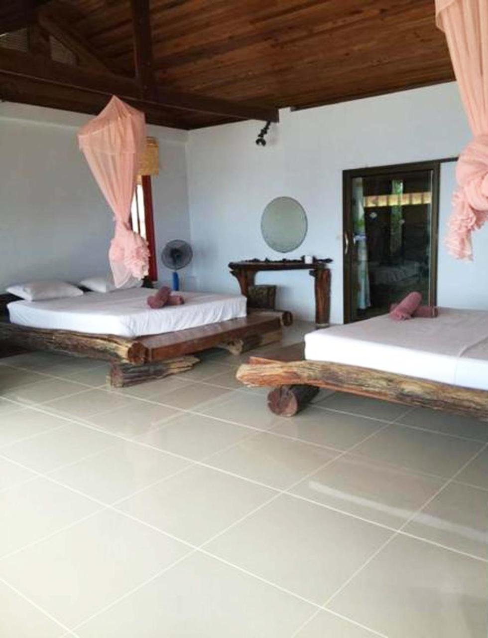 Mountain Reef Beach Resort Koh Tao Exterior photo